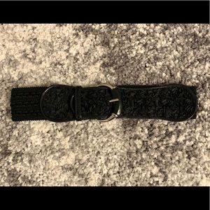 Black stretchy belt from Buckle